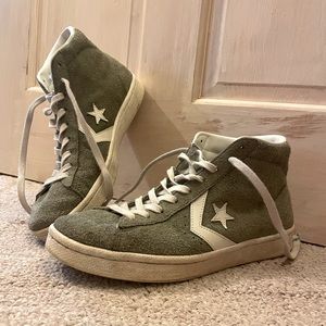 Mens Converse sage green leather size 10